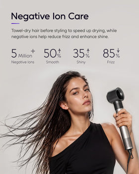 7MAGIC hair dryer brush in elegant gift packaging