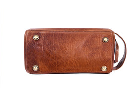 AARON LEATHER GOODS Toiletry Bag packaging display