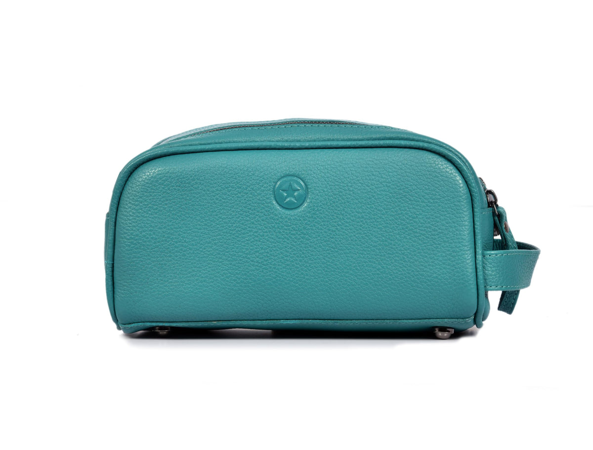 AARON LEATHER GOODS toiletry pouch showing double zipper closure and waterproof lining