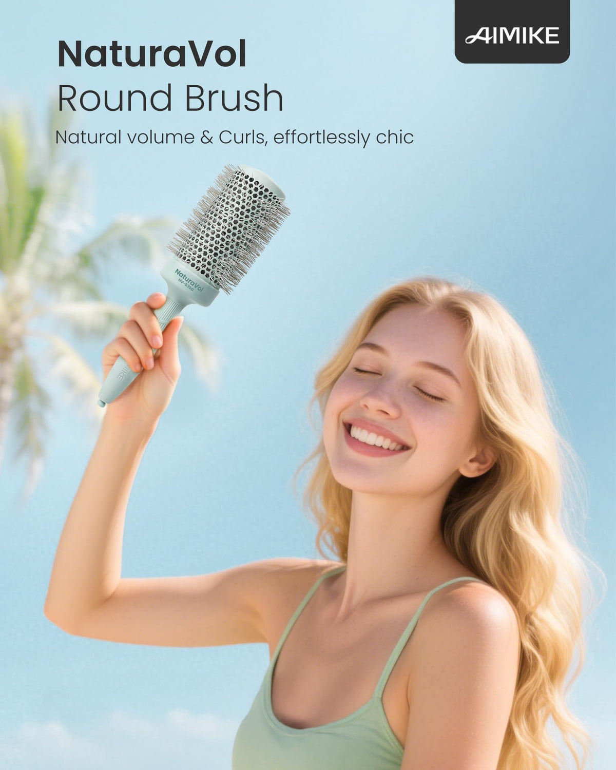 AIMIKE NaturaVol Round Brush demonstrating styling capabilities