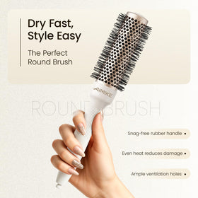 AIMIKE NaturaVol Round Brush in lifestyle setting