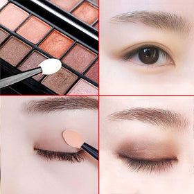 Akstore eyeshadow applicator in use applying makeup