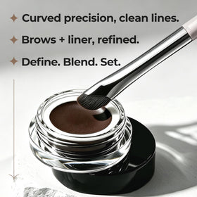 ALBEAUT Dual-Ended Eyeliner Brush & Brow Brush lifestyle scene