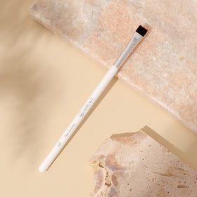 ALBEAUT Flat Eyebrow Concealer Brush with eyebrow makeup
