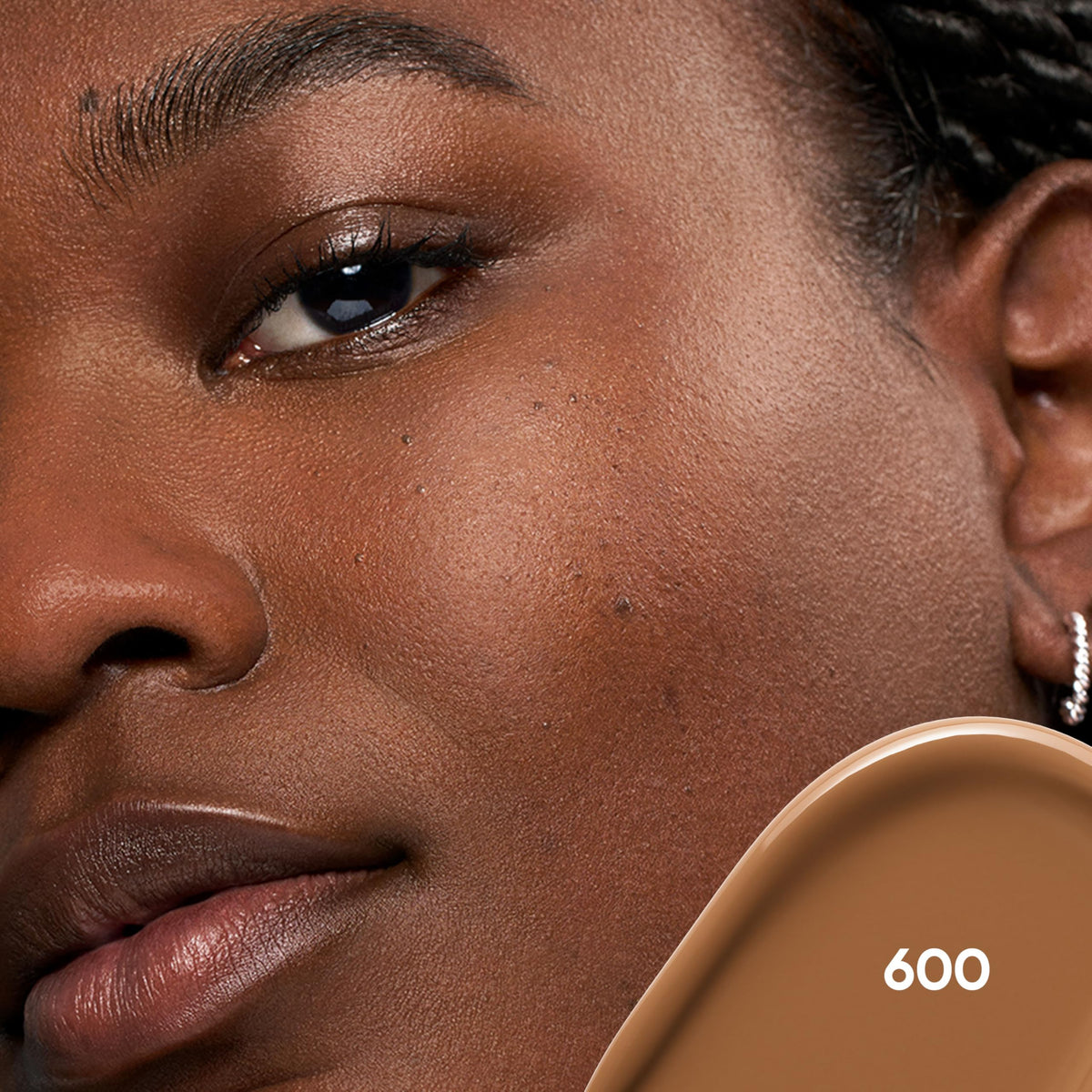 Almay Clear Complexion Concealer 600 side view