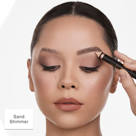 Anastasia Beverly Hills Highlighting Duo Pencil close-up of matte end
