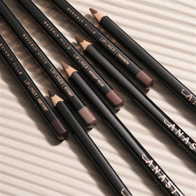 Anastasia Beverly Hills Lip Liner Precision Matte in use on model