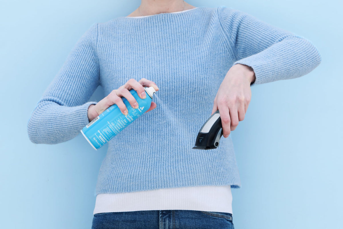 Andis Cool Care Plus 5-in-1 Clipper Blade Spray nozzle close-up