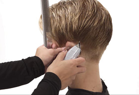 Andis Professional T-Outliner trimmer packaging