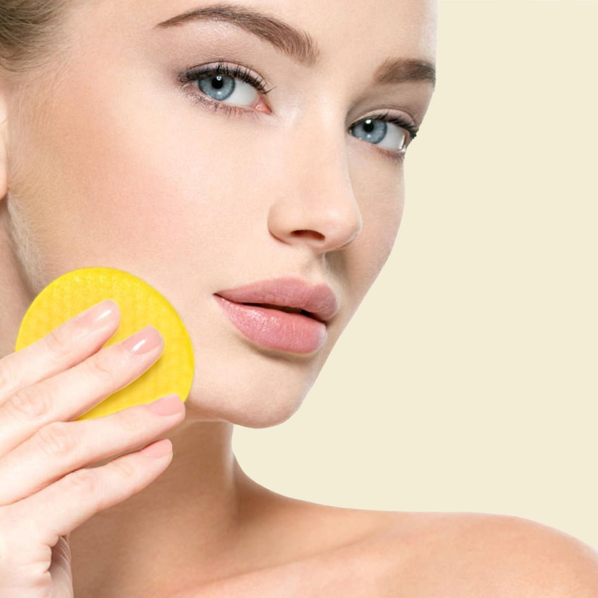 AOPO Kojic Acid and Turmeric Cleansing Pads with ingredients