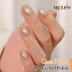 Application of Double Rhythm Cat Eye Gel Nail Polish on nails
