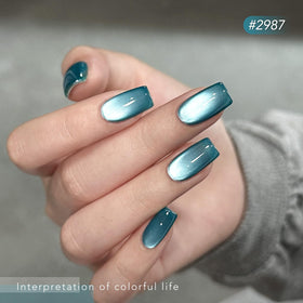 Application of GAOY Gel Polish on nails with glitter effect