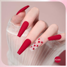 Application of GAOY gel polish on nails with UV light