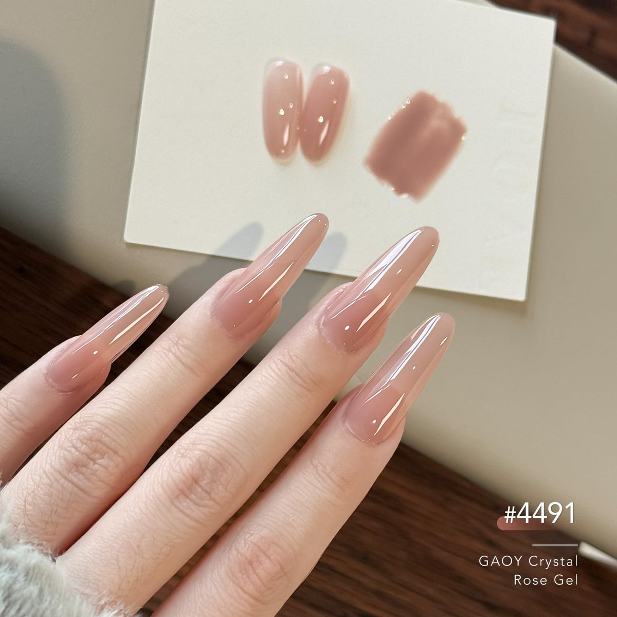 Application of GAOY Jelly Pink Gel Nail Polish on nails