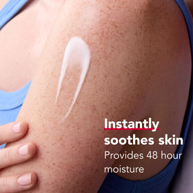 Aquaphor Moisturizing Cream application on dry skin