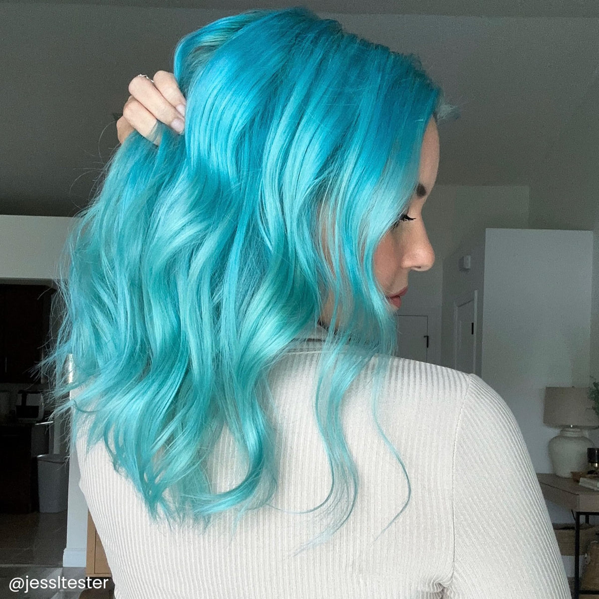 ARCTIC FOX Cotton Candy Dreams hair dye application process