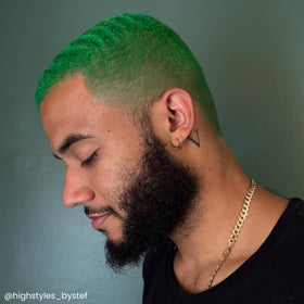 ARCTIC FOX Semi-Permanent Hair Dye Iris Green application on hair