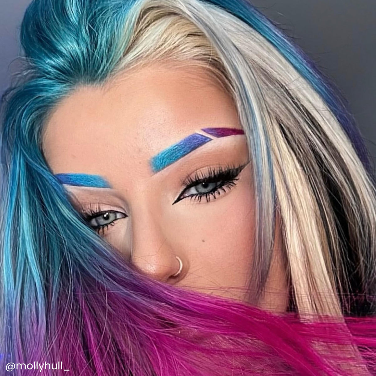 ARCTIC FOX Semi-Permanent Hair Dye Vegan Blue texture close-up