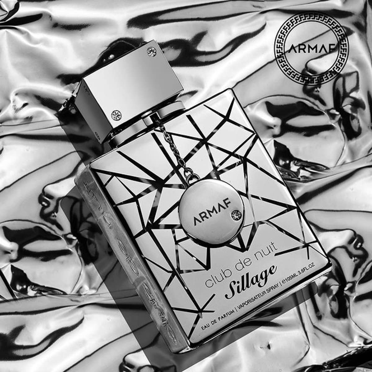 Armaf Club De Nuit Sillage packaging with elegant design