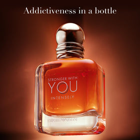 Armani Beauty Stronger With You Intensely gift set packaging