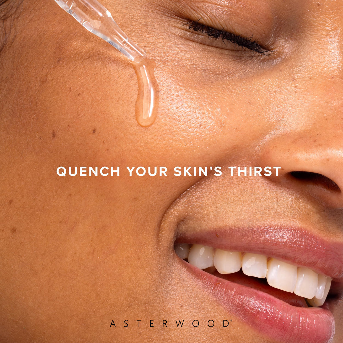 Asterwood Hyaluronic Acid Serum application on skin