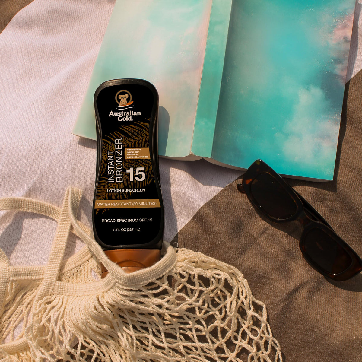 Australian Gold Sunscreen Lotion SPF 15 application on skin