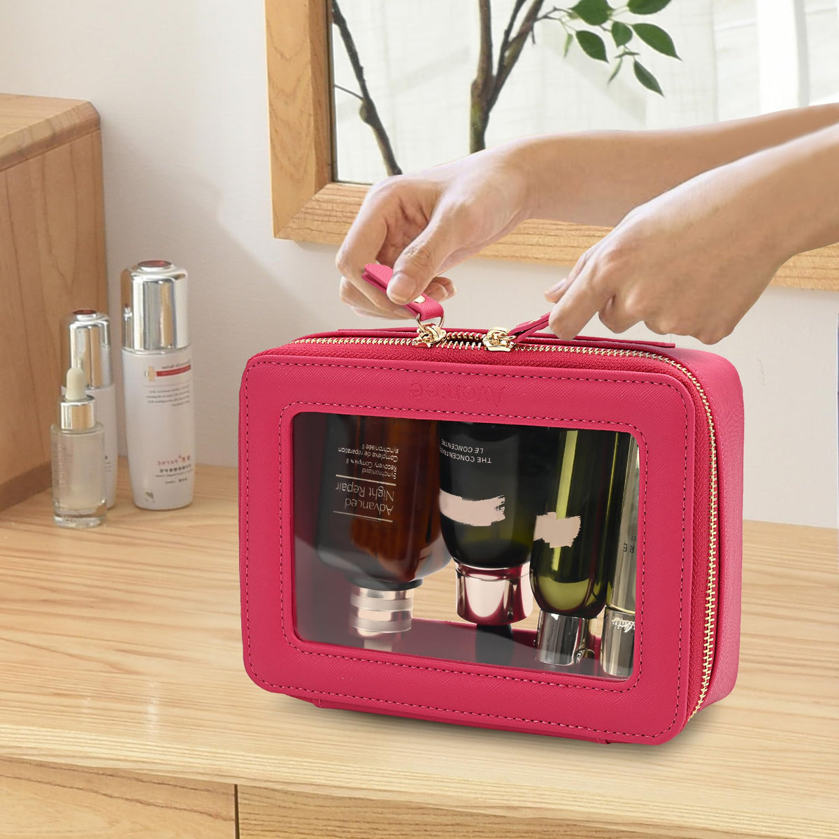 Aveniee Clear Makeup Bag Organizer side view