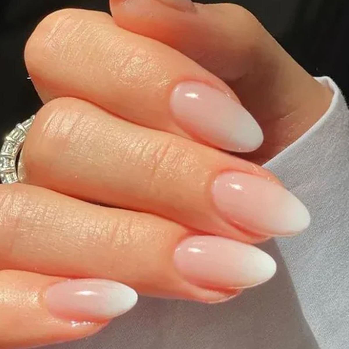 AZUREBEAUT Short Almond Ombre Press On Nails in soft peach front view