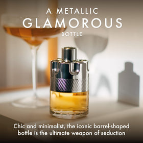 Azzaro Wanted Eau de Toilette close-up of cap