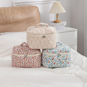 Back view of uekeboag Large Travel Quilted Makeup Bag
