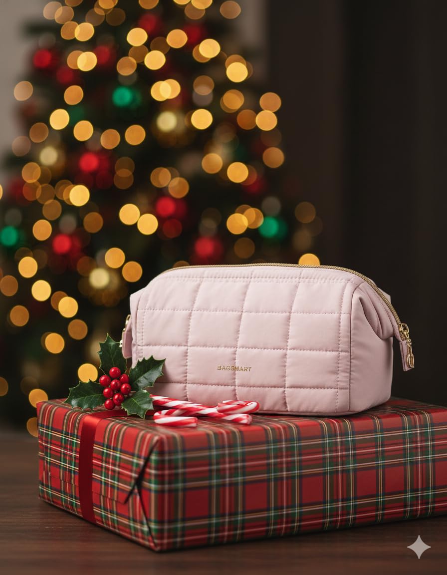 BAGSMART Makeup Bag interior showing pockets