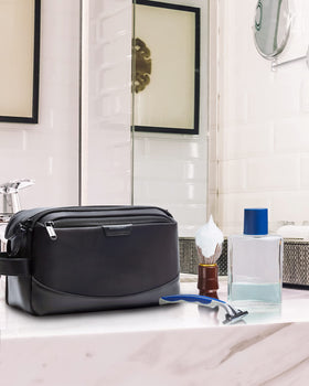 BAGSMART Toiletry Bag side view with PU leather finish