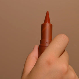 BAISEN DIARY 2-in-1 Lip Set showcasing the soft matte finish
