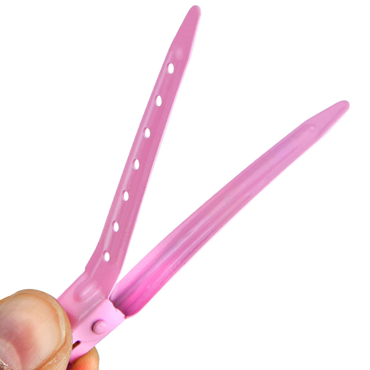 Bantoye Duck Bill Clip holding hair during styling