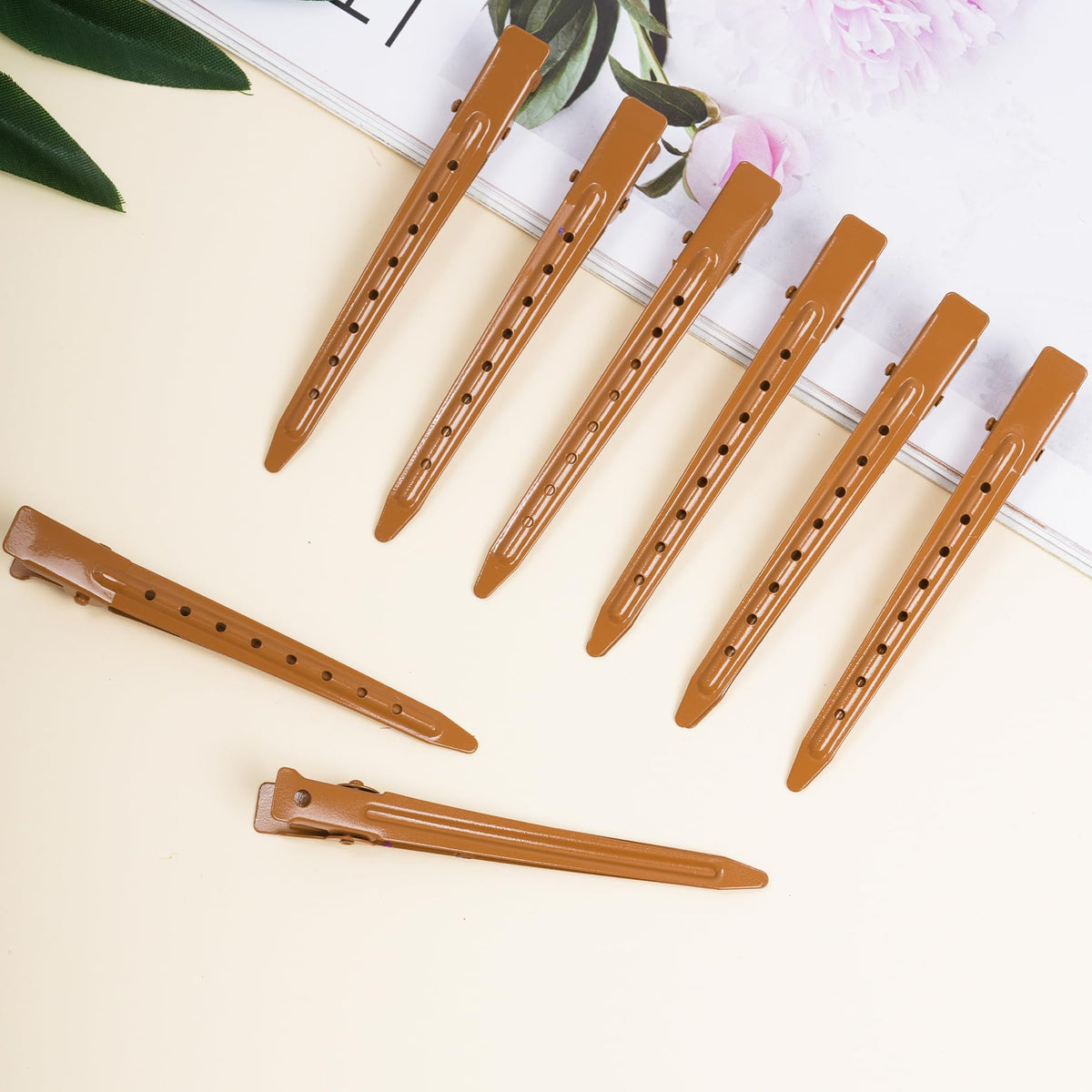 Bantoye Duck Bill Clips 3.35 inches size comparison