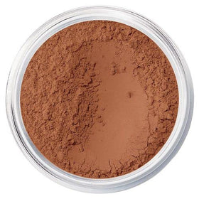 bareMinerals All-Over Face Color Bronzer Warmth application with brush