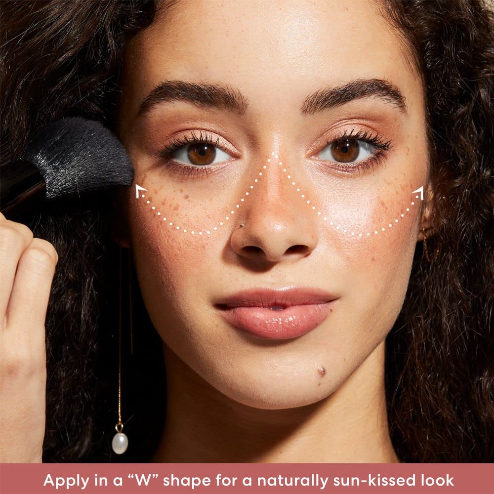 bareMinerals Gen Nude Blonzer Kiss Of Mauve brush application