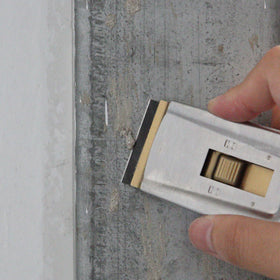 Bates Choice Single Edge Razor Blades displayed with cutting tools
