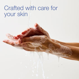 Bath & Body Works Crisp Morning Air Foaming Hand Soap lifestyle scene