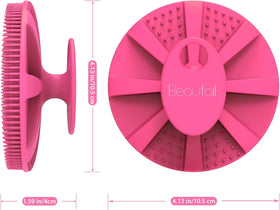 BEAUTAIL Silicone Body Scrubber in hand for easy grip