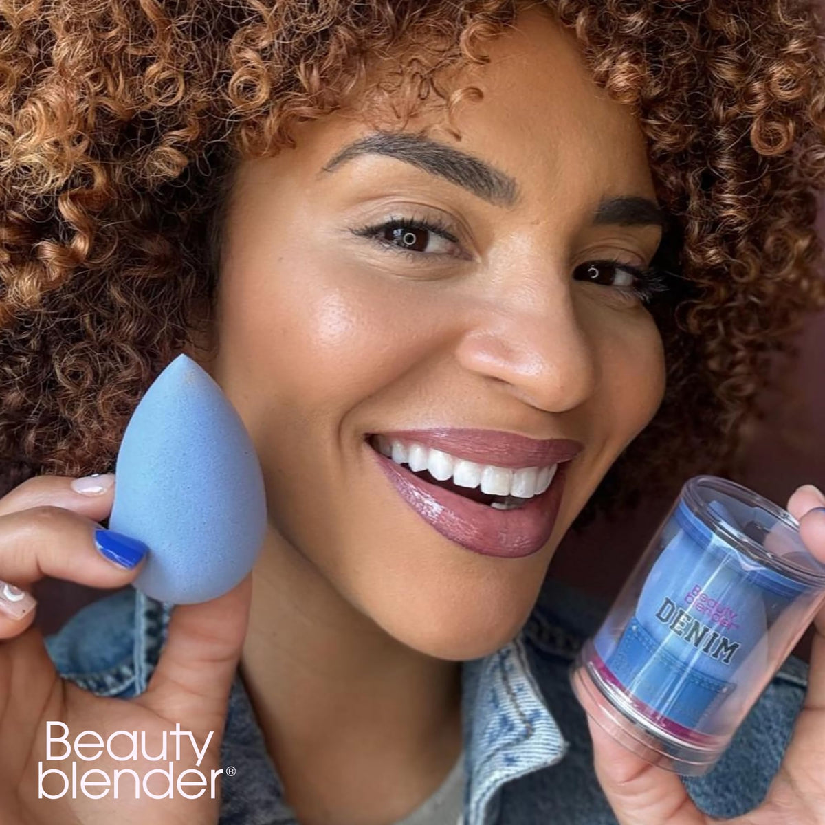 beautyblender Denim Makeup Sponge lifestyle shot
