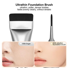 BEAUTYFACTOR Flat Foundation Brush Set showing the bristles and handle