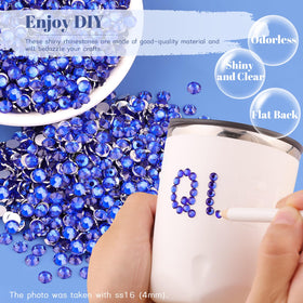 BELLEBOOST rhinestones applied on a nail art design