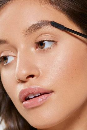Benefit 24-Hour Brow Setter clear gel back view with ingredient list