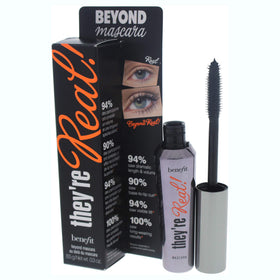 Benefit They're Real! Mascara Beyond Black tapered brush close-up