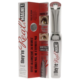 Benefit Theyre Real Magnet Mascara applied on lashes
