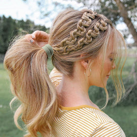 Bessrung hair ties showing flexibility and stretch