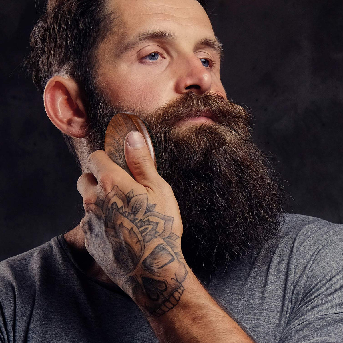BFWood Boar Bristle Beard Brush with grooming products
