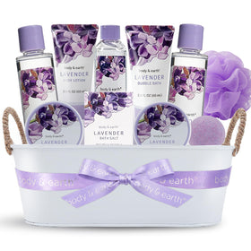 BODY & EARTH Lavender Spa Gift Basket front view with all items