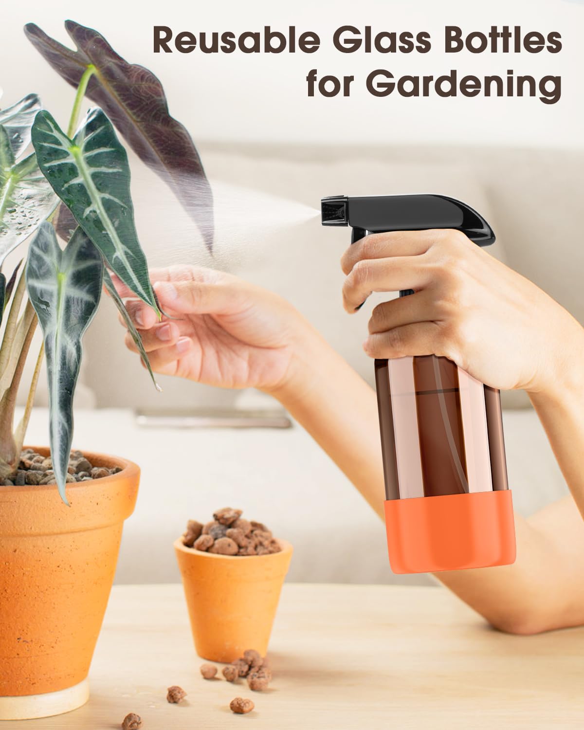 Bontip amber glass spray bottle with fine mist nozzle close-up